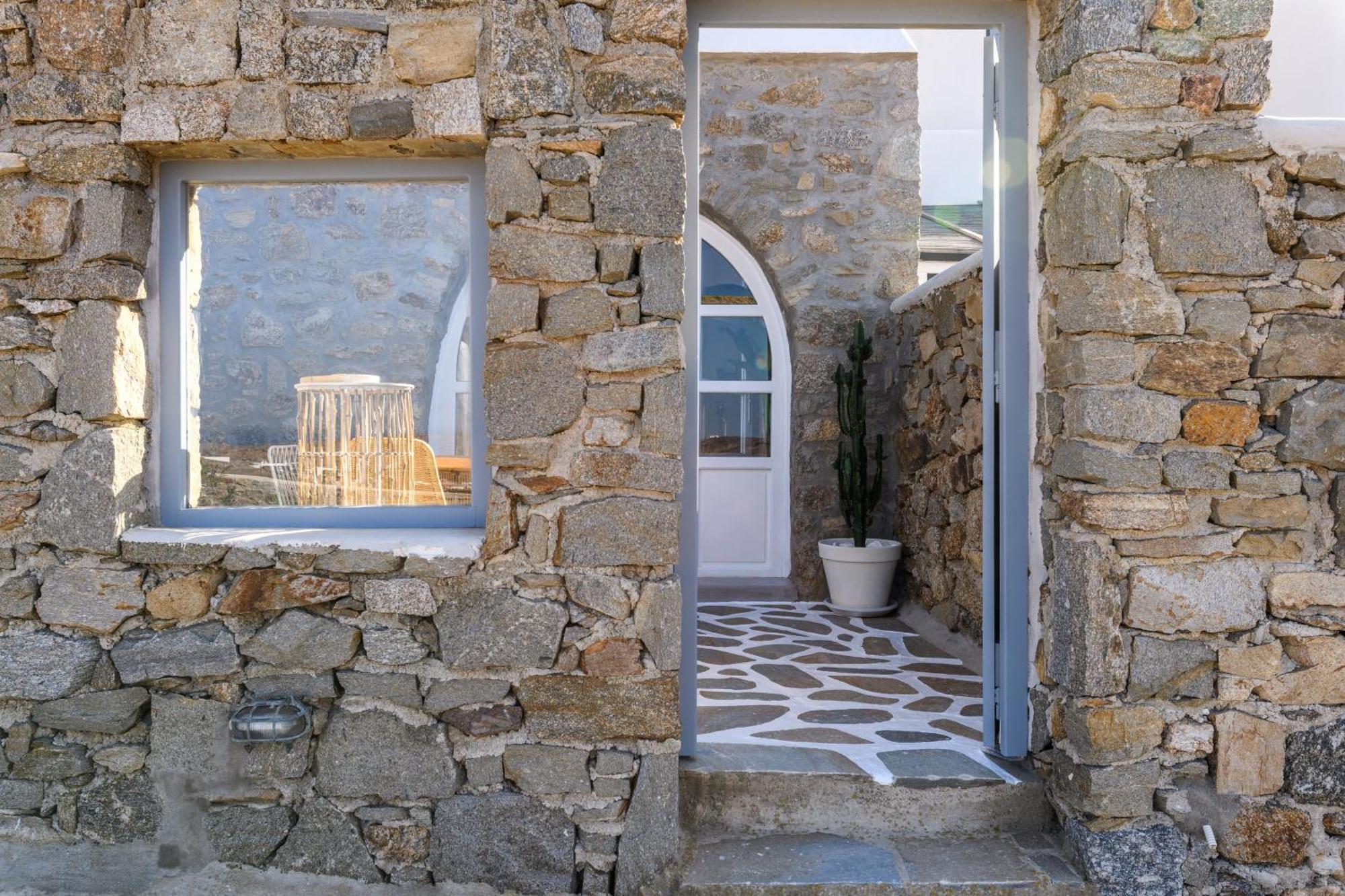 Mykonos Supreme Comfort Suites & Villas Kalafatis Buitenkant foto